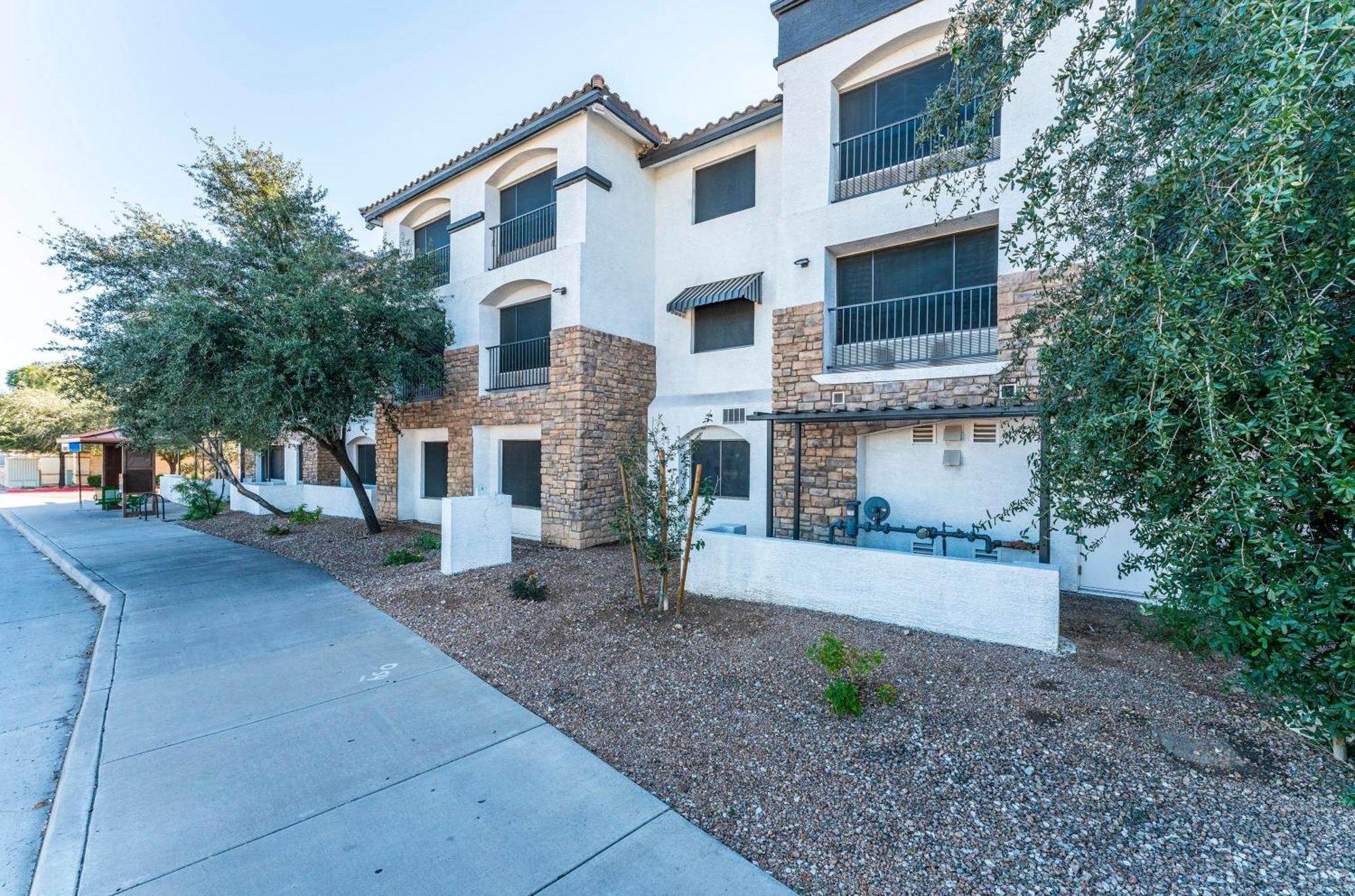 Tempe Corner Apartment Studio King Bed Екстер'єр фото