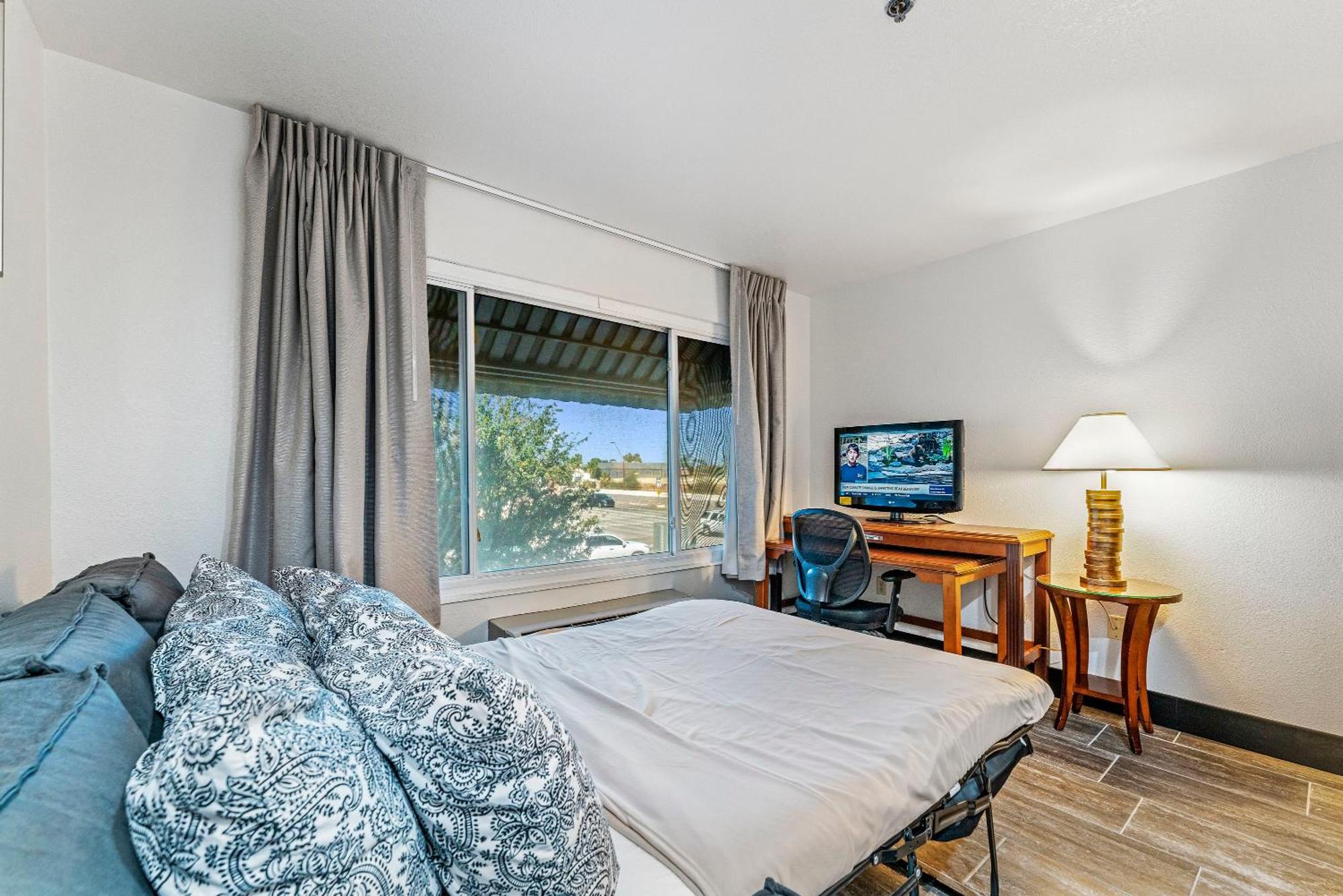 Tempe Corner Apartment Studio King Bed Екстер'єр фото